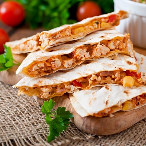 Kids 3 - Quesadilla or Nachos.